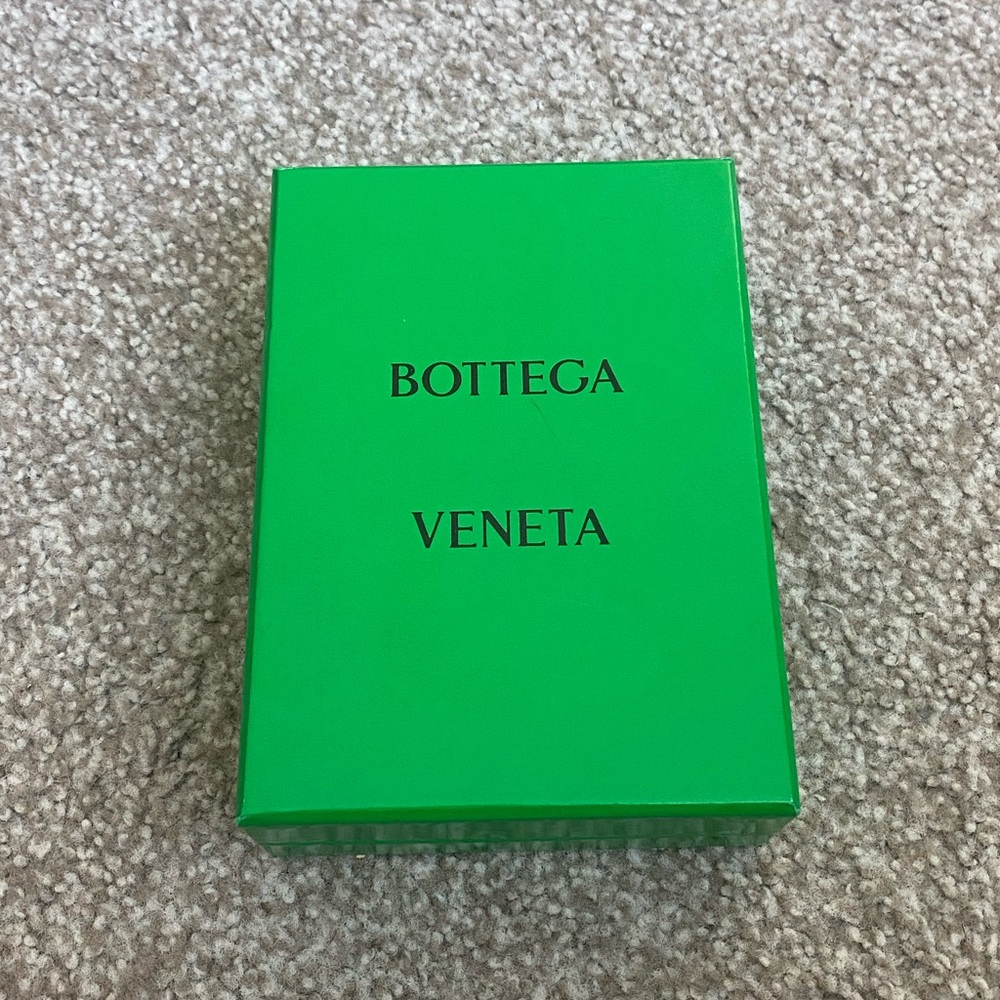 Bottega Veneta box